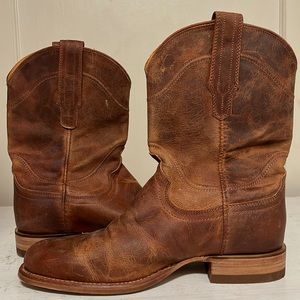 Tecovas “The Earl”